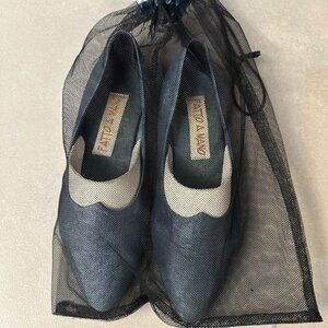 Handmade silk shoes from Italy great for weddings and ceremonies